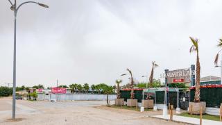 Las terrazas de la Peraleda, una de las cuales no ha podido ser licitada este año.