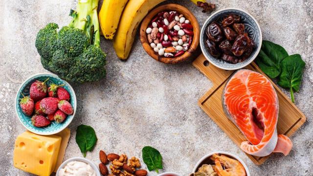 Dieta mediterránea para cuidar la salud tras la menopausia