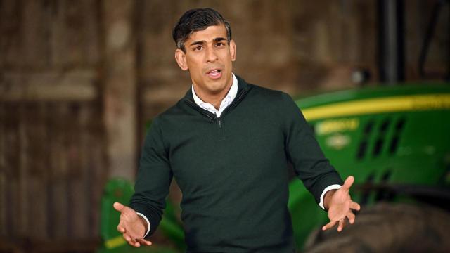 El primer ministro británico, Rishi Sunak, en un acto de campaña en North Devon.