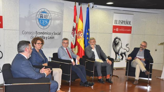 Imagen de la mesa redonda ‘Centros de investigación e innovación tecnológica en Castilla y León’, en el foro organizado por EL ESPAÑOL - Noticias de Castilla y León