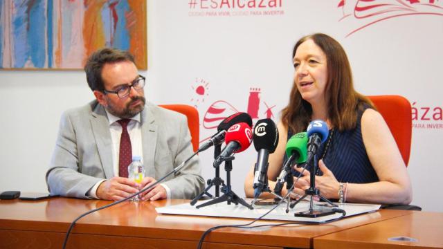 Javier Ruiz y Rosa Melchor. Foto: Ayuntamiento de Alcázar.