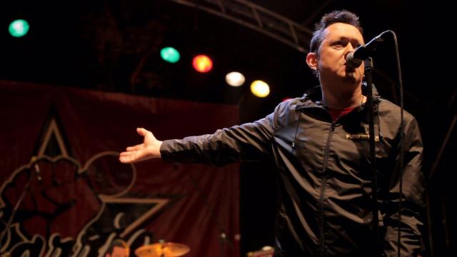 Fermín Muguruza durante un concierto.