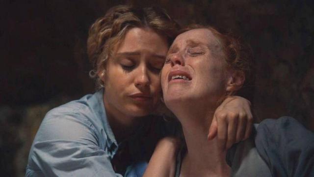 Ana Garcés y María Castro en 'La Promesa'.