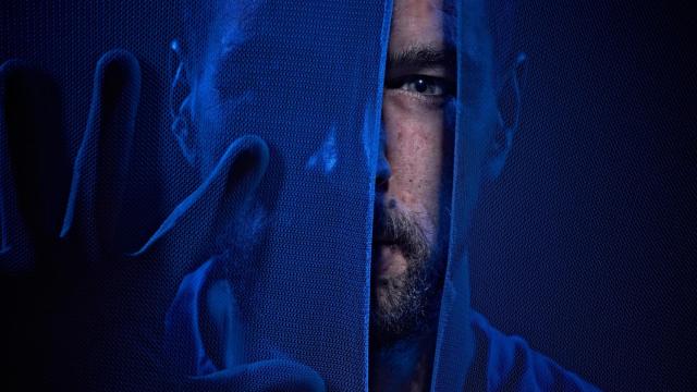 Ahmed Younoussi se interpreta a sí mismo en '14.4'. Foto: Sergio Parra