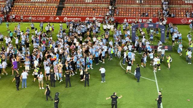 Fiesta del Málaga en el campo del Nàstic.