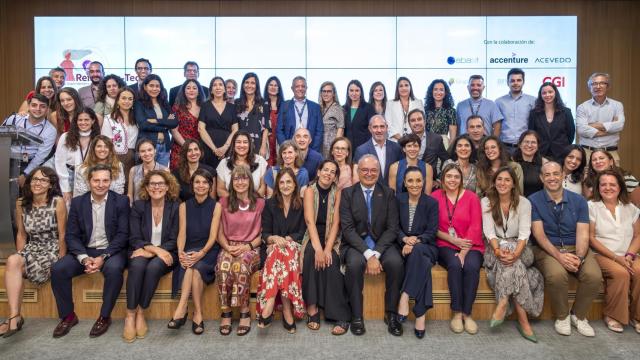 Esta es la segunda edición del curso Reinventa-Tech, un proyecto puesto en marcha por Oracle.