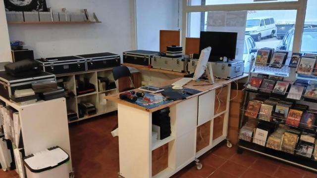 Local de Aínda DVD en A Coruña