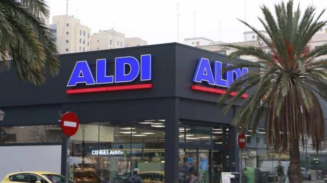Fachada Aldi.