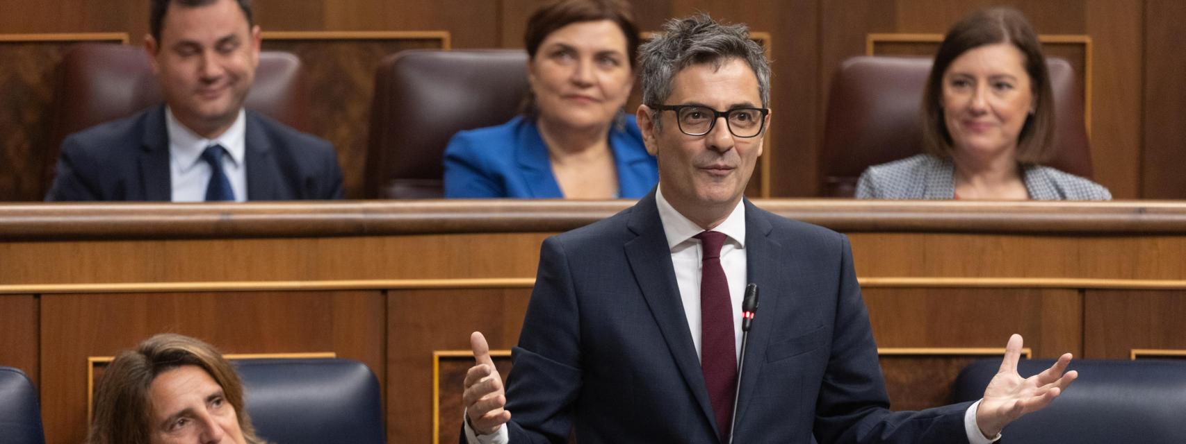 El ministro de la Presidencia, Relaciones con las Cortes y Justicia, Félix Bolaños, interviene durante una sesión de control al Gobierno, en el Congreso de los Diputados, a 26 de junio de 2024.