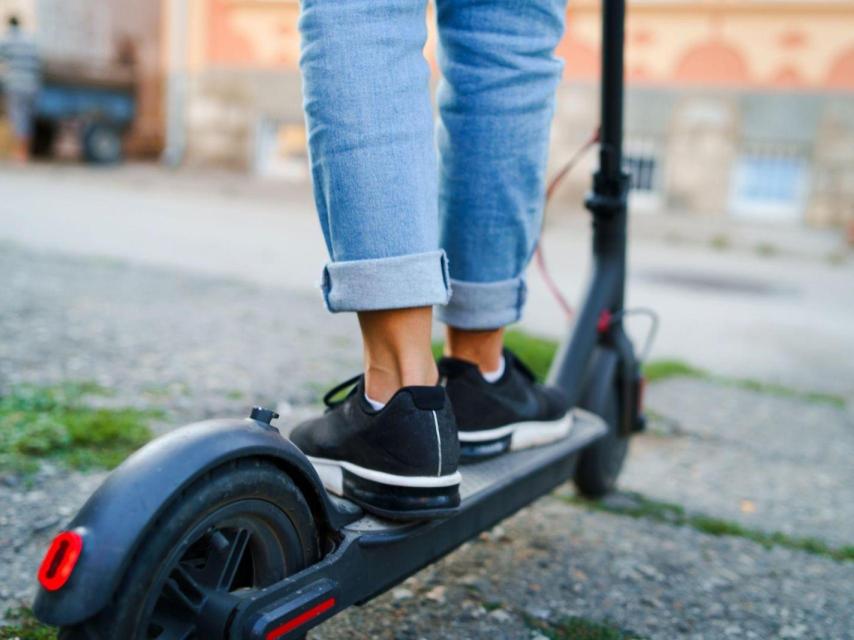 Imagen de archivo de un patinete eléctrico.