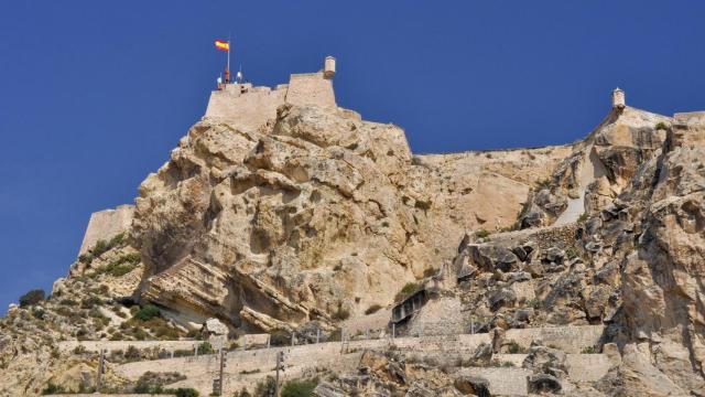 El Castillo de Santa Bárbara, Alicante.
