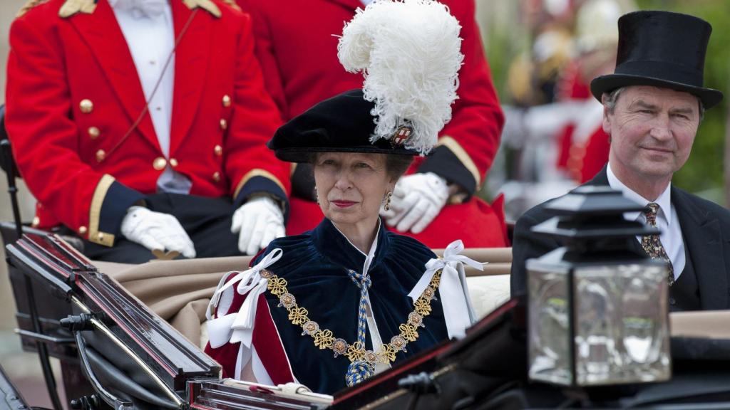 La princesa Ana y Timothy Laurence en un acto en Inglaterra en junio de 2013.