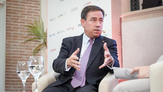 José María Cancer, director general de Cesvimap durante su intervención en el V Simposio del Observatorio de la Movilidad y las Ciudades, organizado por EL ESPAÑOL e Invertia.