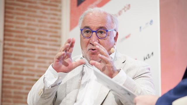 El director de la DGT, Pere Navarro, durante el V SImposio de la Movilidad y las Ciudades de EL ESPAÑOL e INVERTIA.