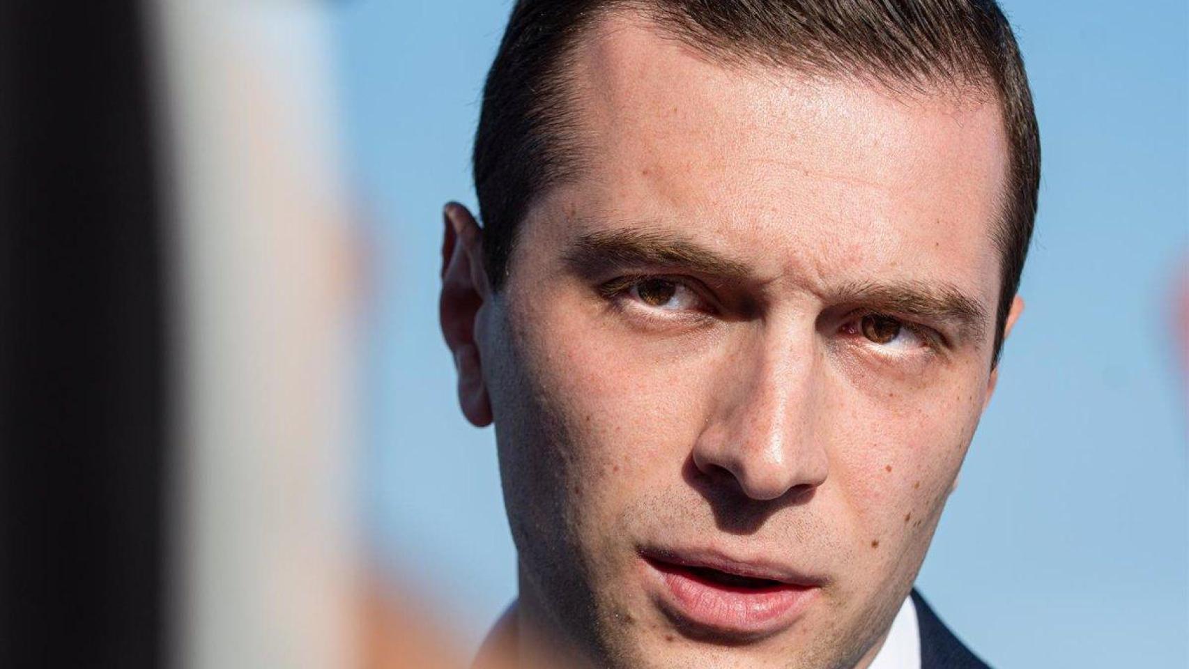 El presidente de Agrupación Nacional y candidato a Primer Ministro de Francia, Jordan Bardella.