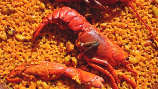 Un plato de arroz.