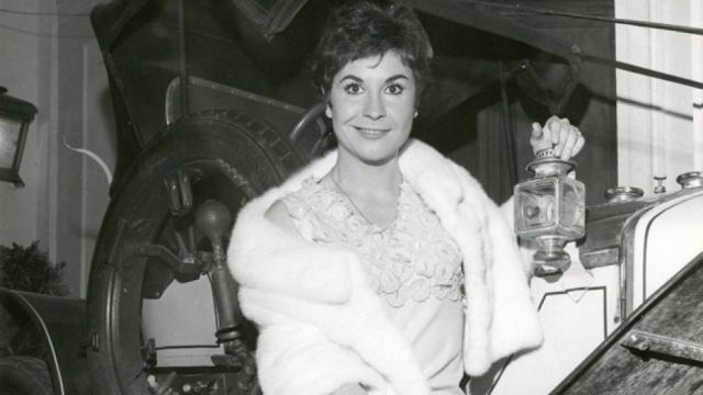 Una joven Lina Morgan en el teatro