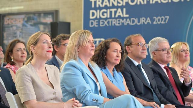 La presidenta de Extremadura, María Guardiola, durante la presentación de la Estrategia de Transformación Digital.