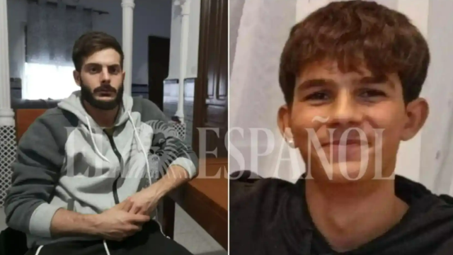 Francisco Javier Medina, alias 'El Javi', superviviente del naufragio, junto a una imagen del difunto Ivailo Petrov.