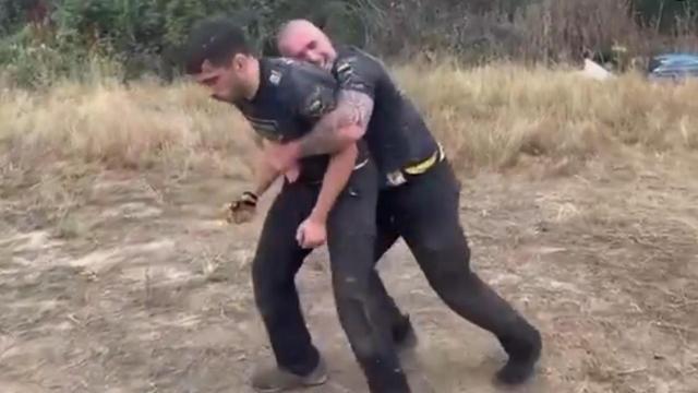 Dani de Desokupa crea un club para defenderse de agresiones con arma blanca y las redes le tachan de irresponsable