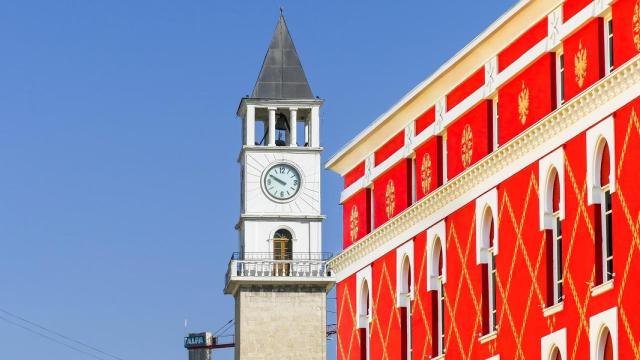 Tirana, capital de Albania.