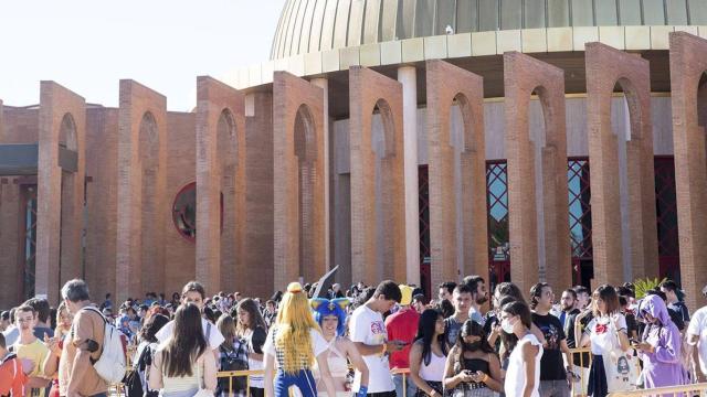 Concentración en el Palacio de Congresos de Sevilla con motivo del Mangafest. EP