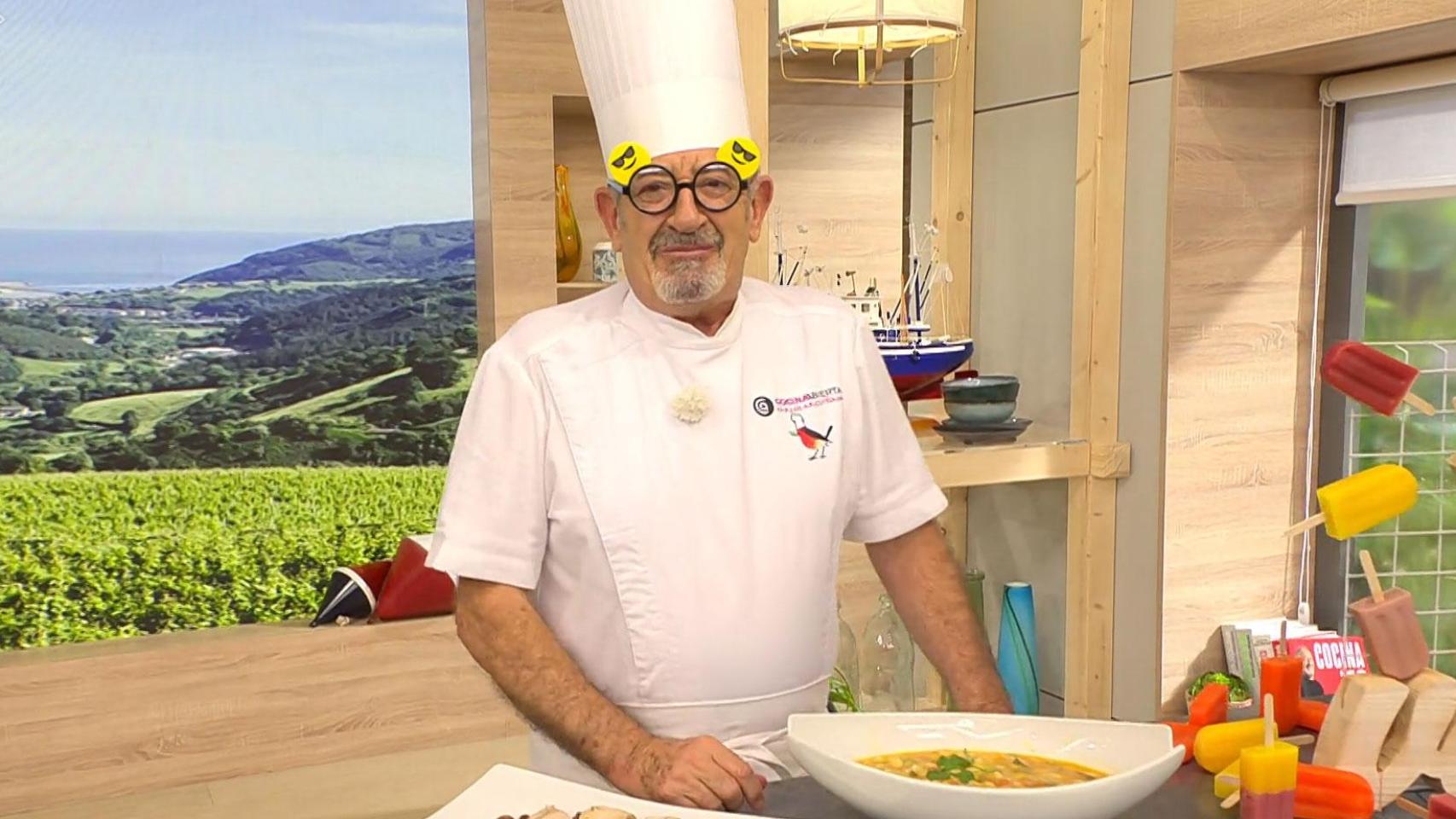 Karlos Arguiñano en su programa de Antena 3 'La cocina abierta de Karlos Arguiñano'.