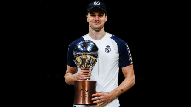 Mario Hezonja, con el título de la Liga Endesa 2023/2024