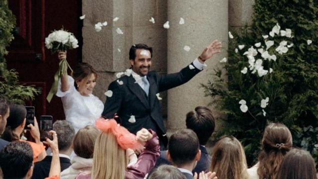 Los novios, Laura y Ramón, saliendo de la Catedral de Lugo