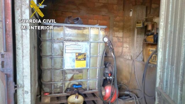 Depósitos ilegales de gasóleo bonificado.