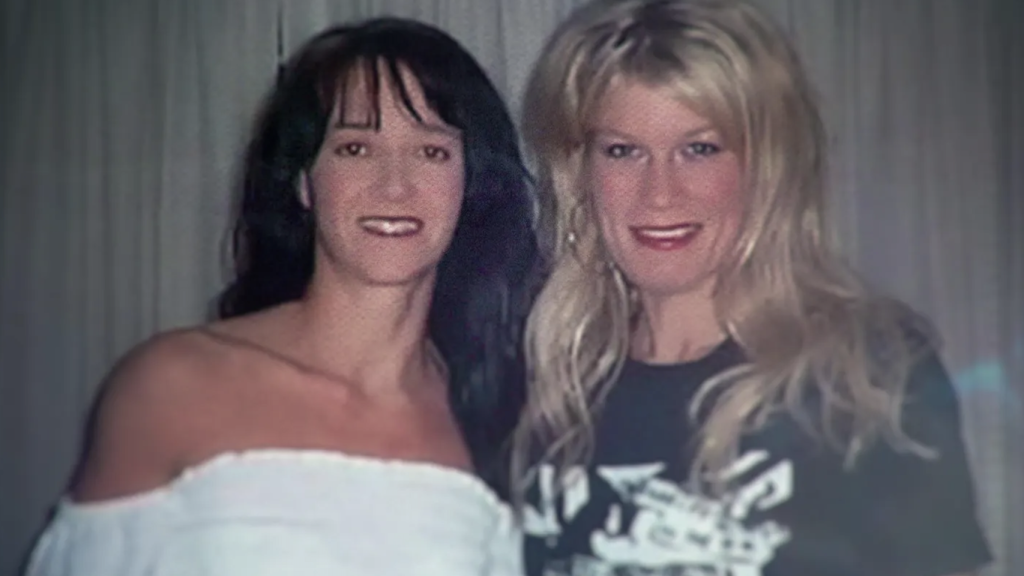 Janie and Rachel in 'The Worst Roommate Ever'