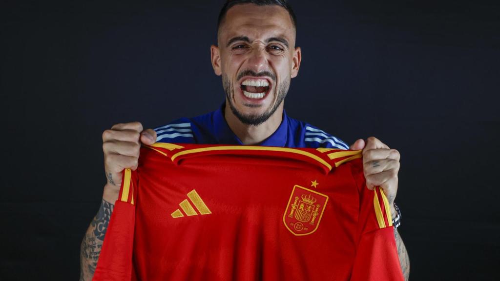 Joselu Mato con la camiseta de la selección española de fútbol