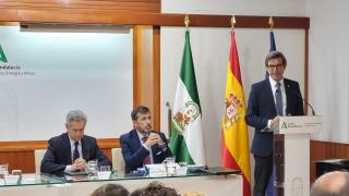Presentación del informe del sector aeroespacial.