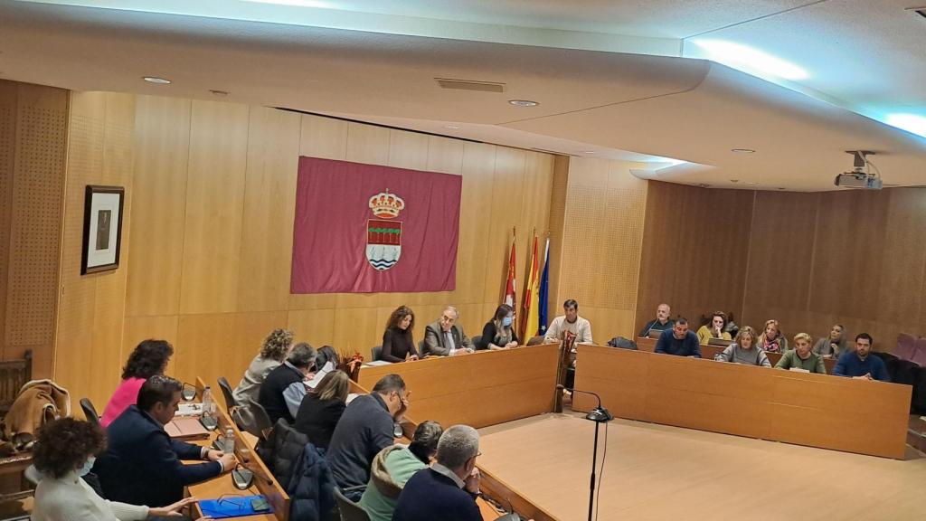 Imagen de un pleno en Laguna de Duero