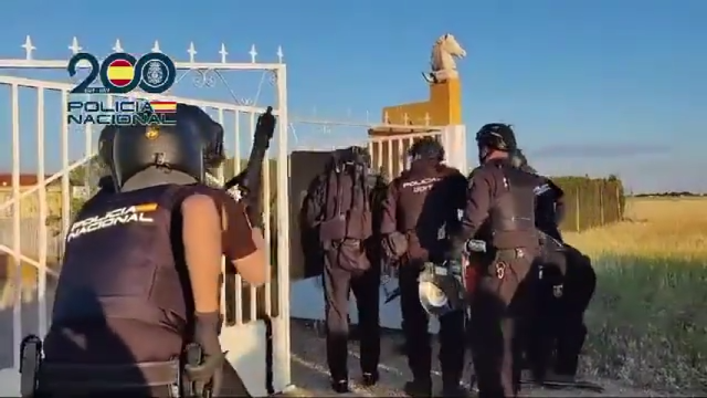 Desarticulada organización criminal dedicada al tráfico de drogas que contaba con armas de guerra