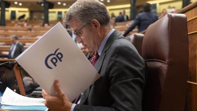 El presidente del PP, Alberto Núñez Feijóo, este jueves en el Congreso de los Diputados.