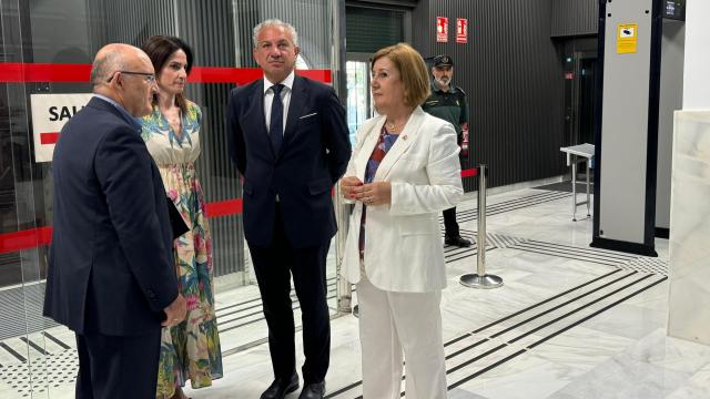 Nicanor Sen visita las obras de remodelación de la Subdelegación del Gobierno en Salamanca