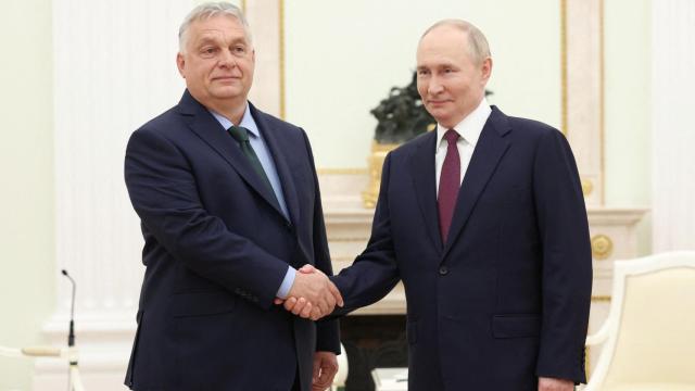 El primer ministro de Hungría, Viktor Orban, y el presidente ruso, Vladimir Putin, en Moscú.