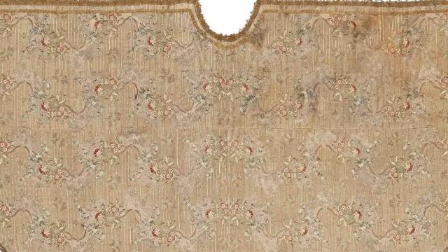 Manto restaurado. Foto: Real Fábrica de Tapices.
