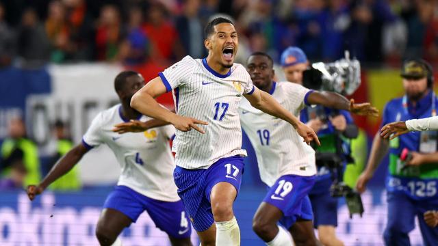 Los jugadores franceses celebran el pase a las semifinales.