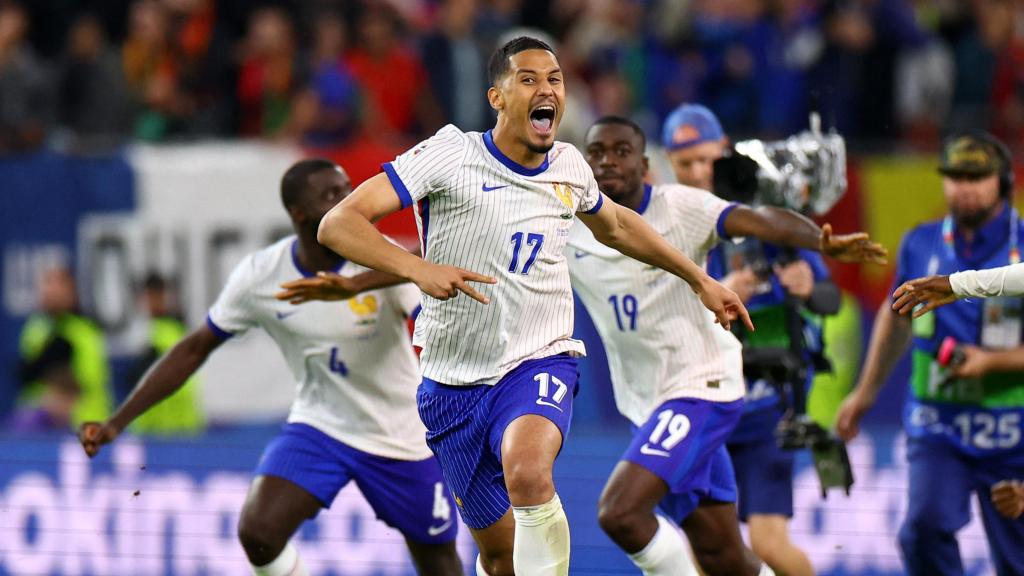 Los jugadores franceses celebran el pase a las semifinales.