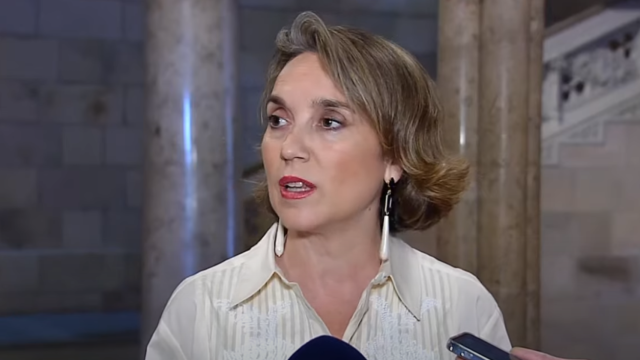 La secretaria general del PP, Cuca Gamarra, este sábado en Comillas (Cantabria).
