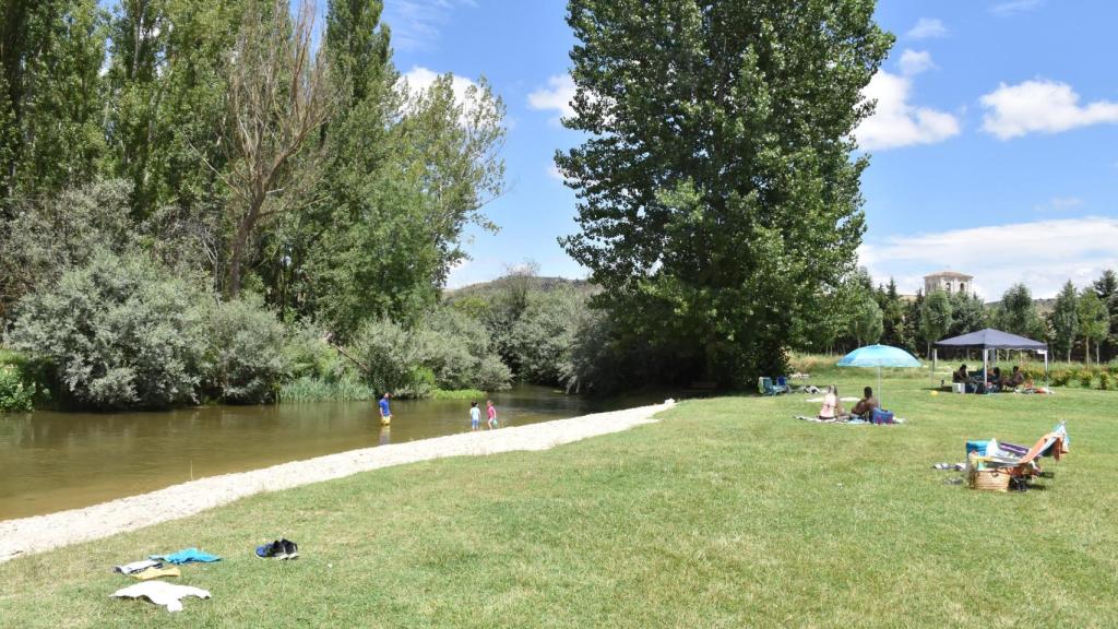 Una imagen de la playa fluvial de Rábano, en la provincia de Valladolid