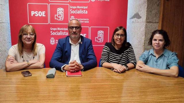 Momento de la rueda de prensa socialista