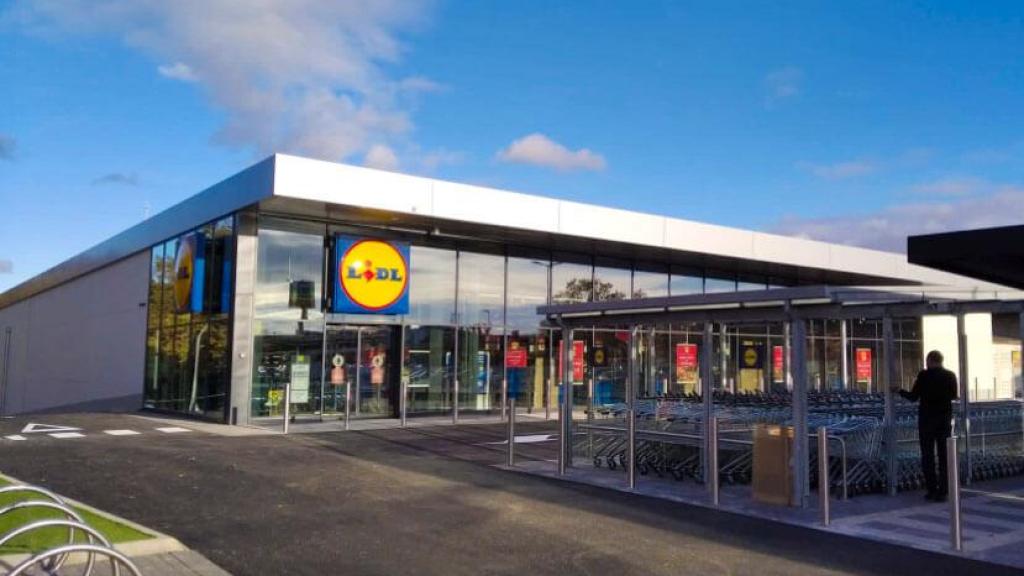 Fachada Lidl.