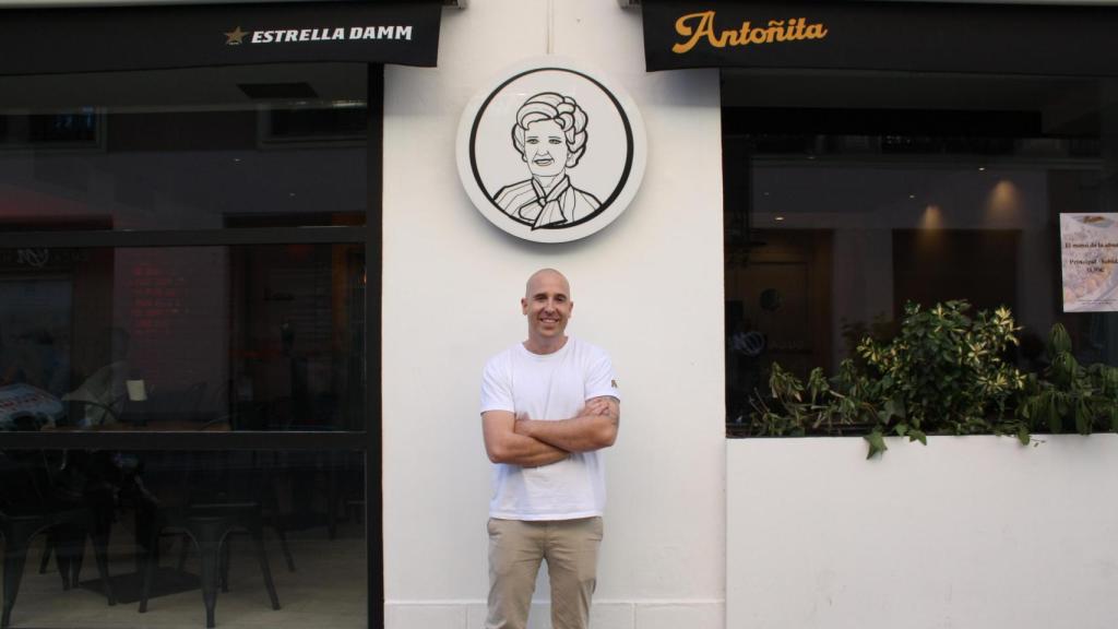 Fernando en Antoñita, en una foto de archivo.