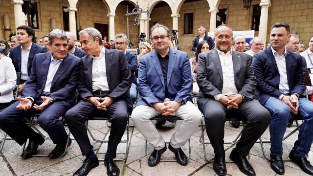Ponencia magistral del expresidente del Gobierno, José Luis Rodríguez Zapatero, y homenaje de la mano del ministro de Transformación Digital y de la Función Pública, José Luis Escrivá Belmonte, por la creación del Instituto Nacional de Ciberseguridad, Incibe (antiguo Inteco, Instituto Nacional de Tecnologías de la Comunicación)