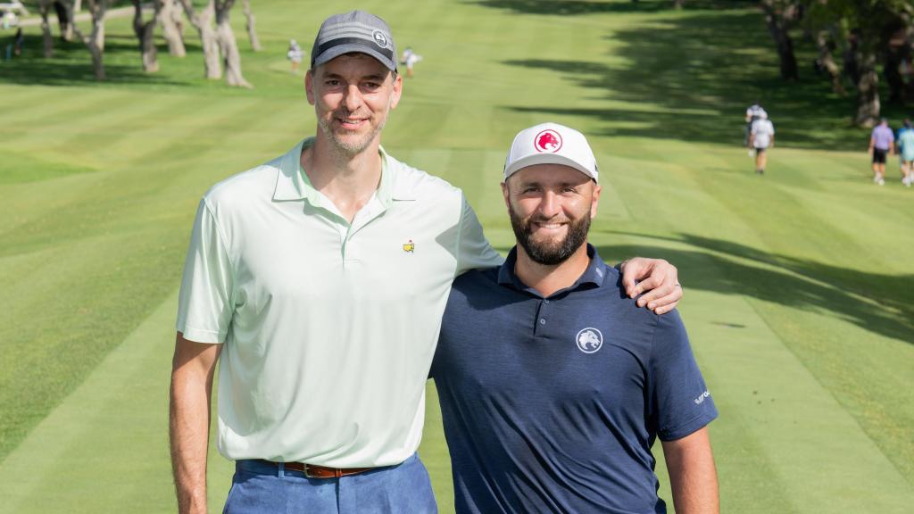 Pau Gasol y Jon Rahm en el torneo Pro-Am del LIV Andalucía