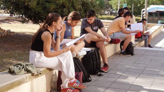 Estudiantes en la convocatoria extraordinaria de Selectividad en Málaga.