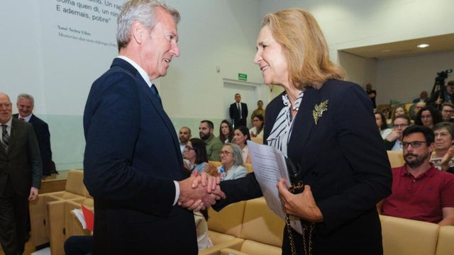 La infanta Elena y el presidente de la Xunta, Alfonso Rueda.